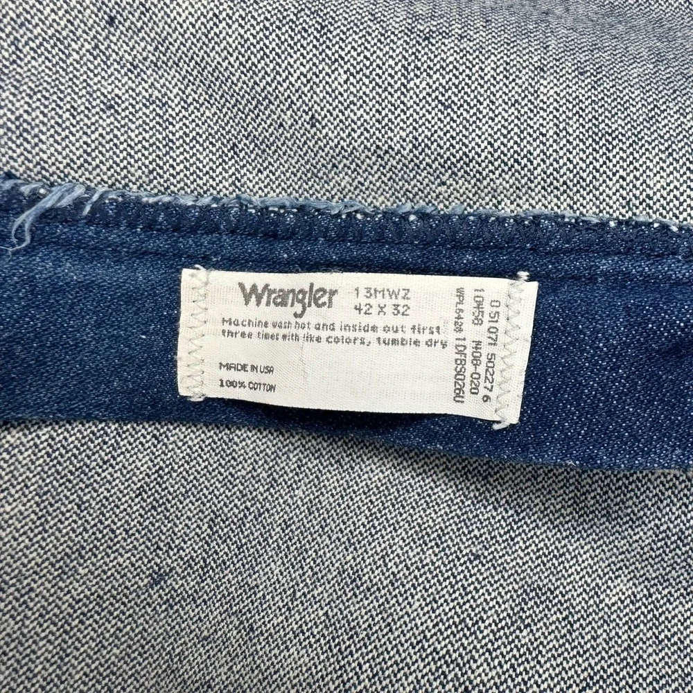 Vintage Wranglers-Made in USA-Pro Rodeo-Original Cowboy Cut-42x32‎